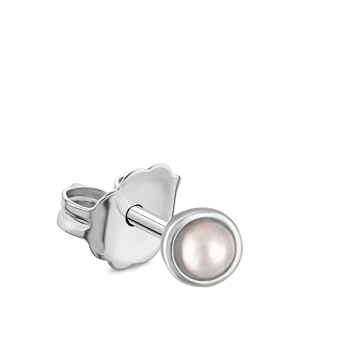Natural Pearl Stud Earring