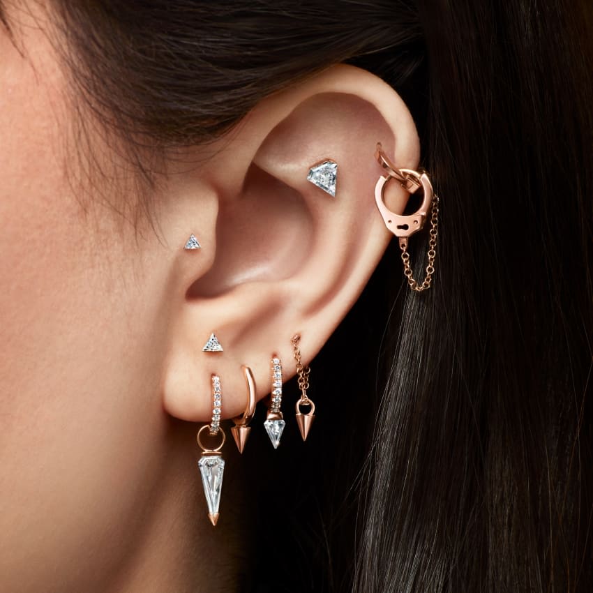 Single Short Spike Hoop Earring (Non Rotating) Yellow Gold 6.5mm