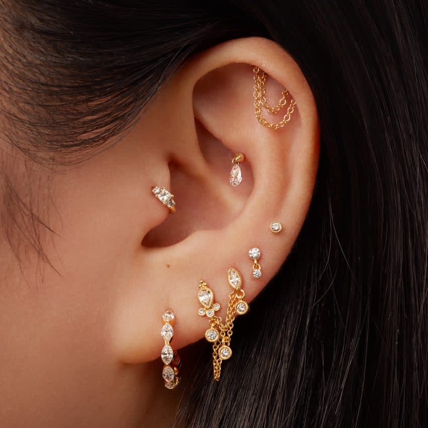 Scalloped Set Diamond Threaded Stud Earring Yellow Gold 1.5mm