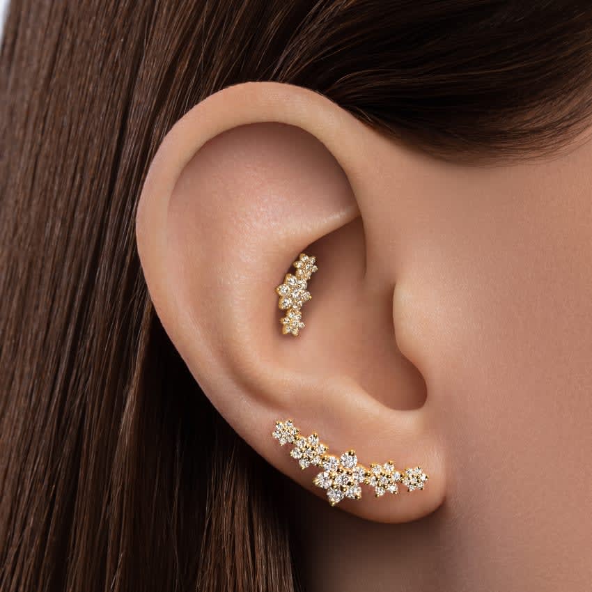 Three Flower Garland Diamond Threaded Stud Earring MARIA TASH