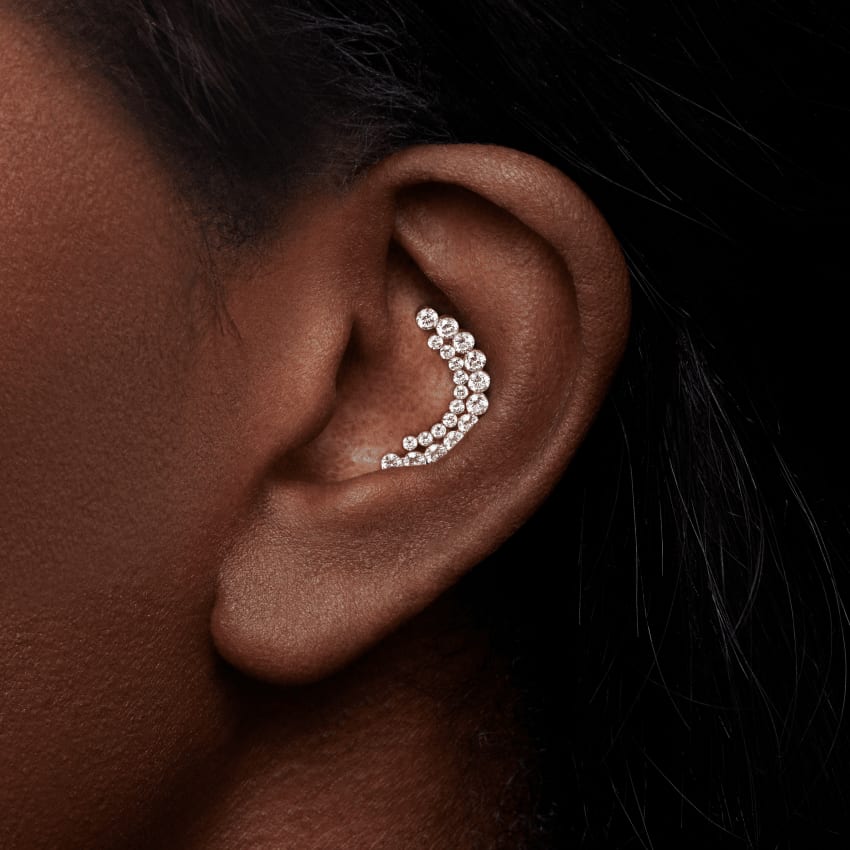 Invisible Set Diamond Apsara Curve Threaded Stud Earring Yellow Gold