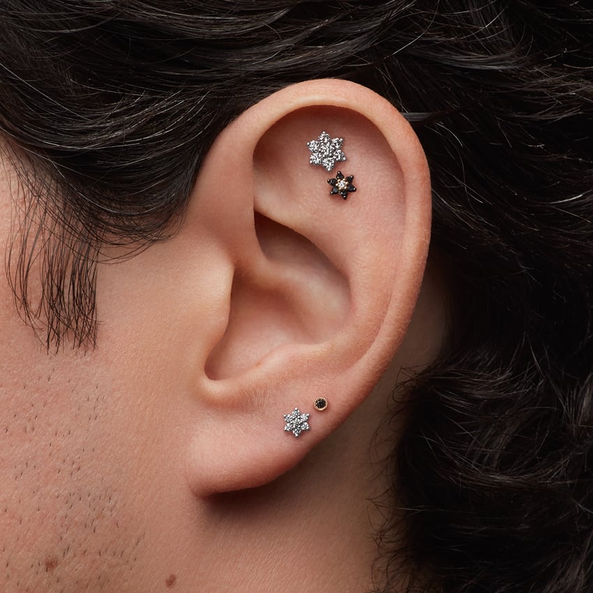 Scalloped Set Black Diamond Threaded Stud Earring White Gold 1.5mm